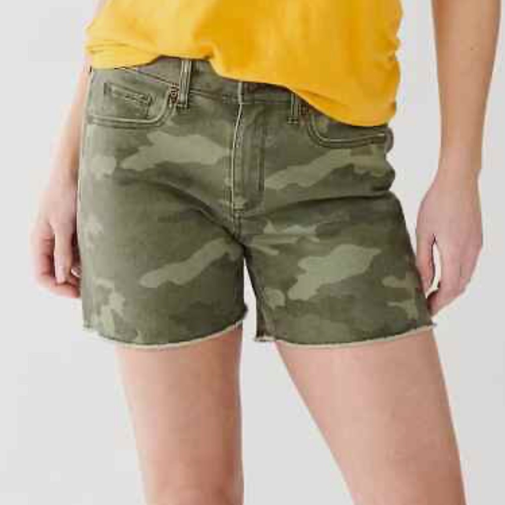 Sonoma High Rise Shorts WS12D062RP Green Camo Size 8